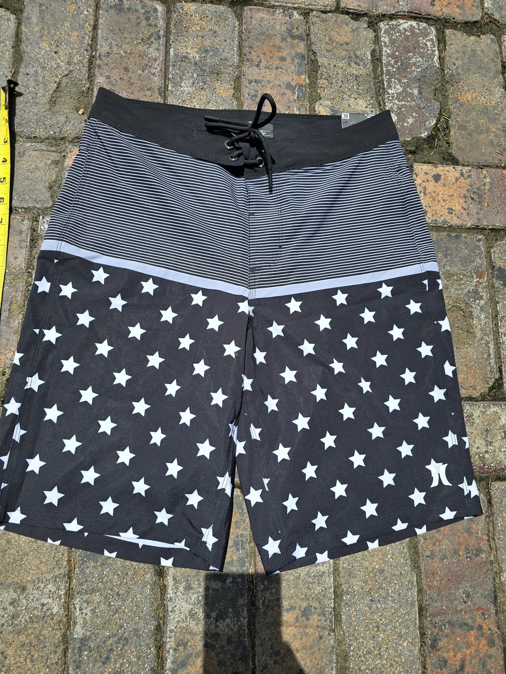 Hurley Men’s Black & White Star Print Hybrid BoardShorts NWT Swim Trunk Size 30